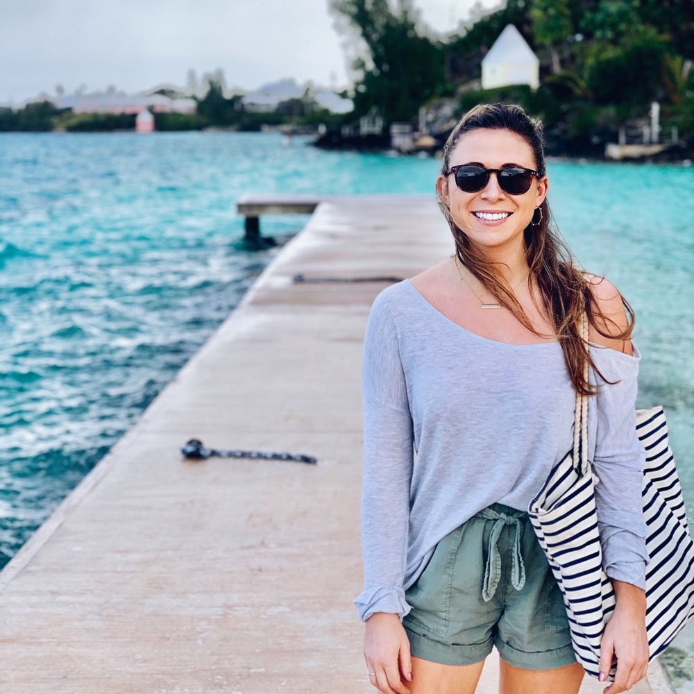 Meet your Posher, Laura